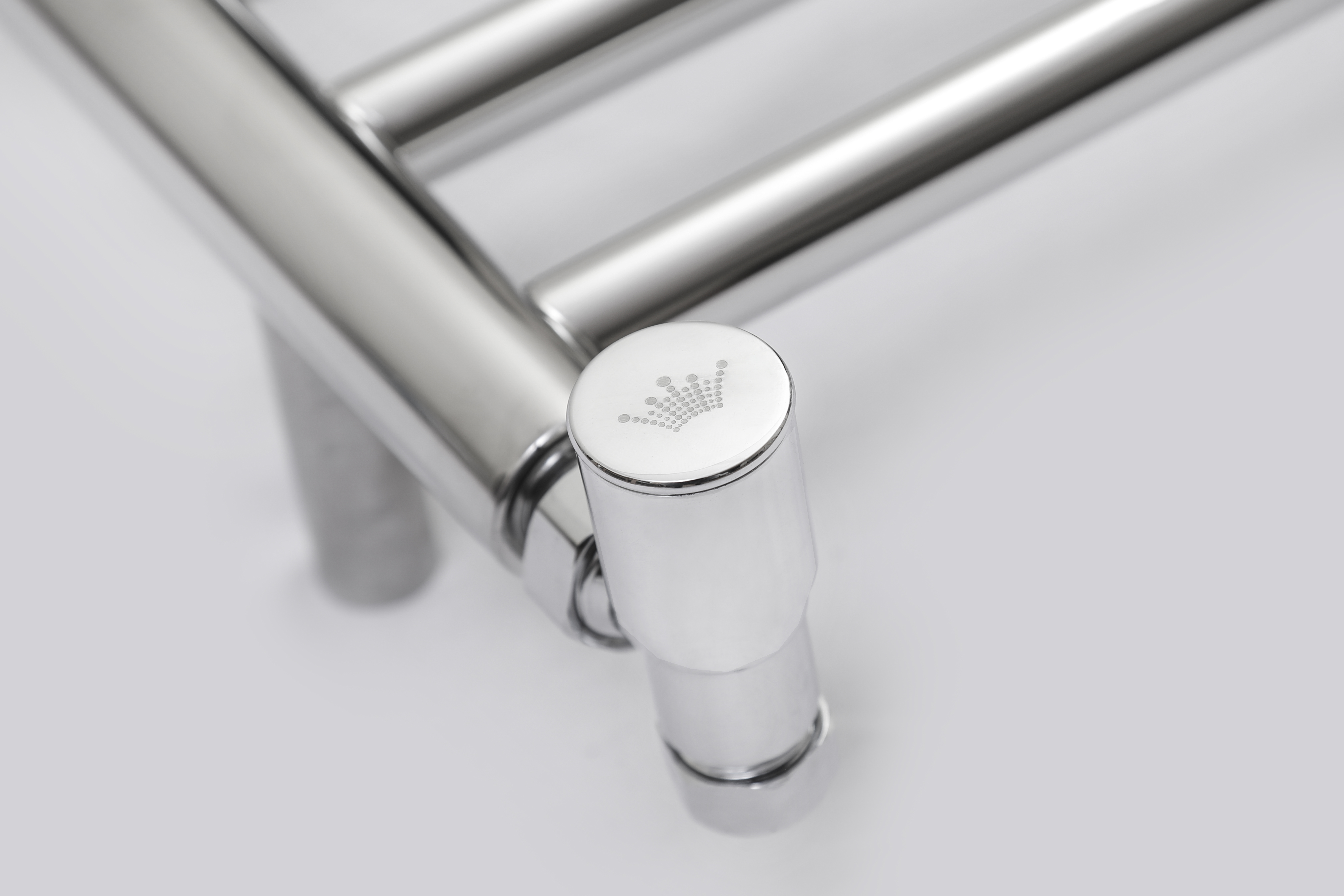 Petticoat Polished Stainless Steel Round-in-Round Towel Rail
